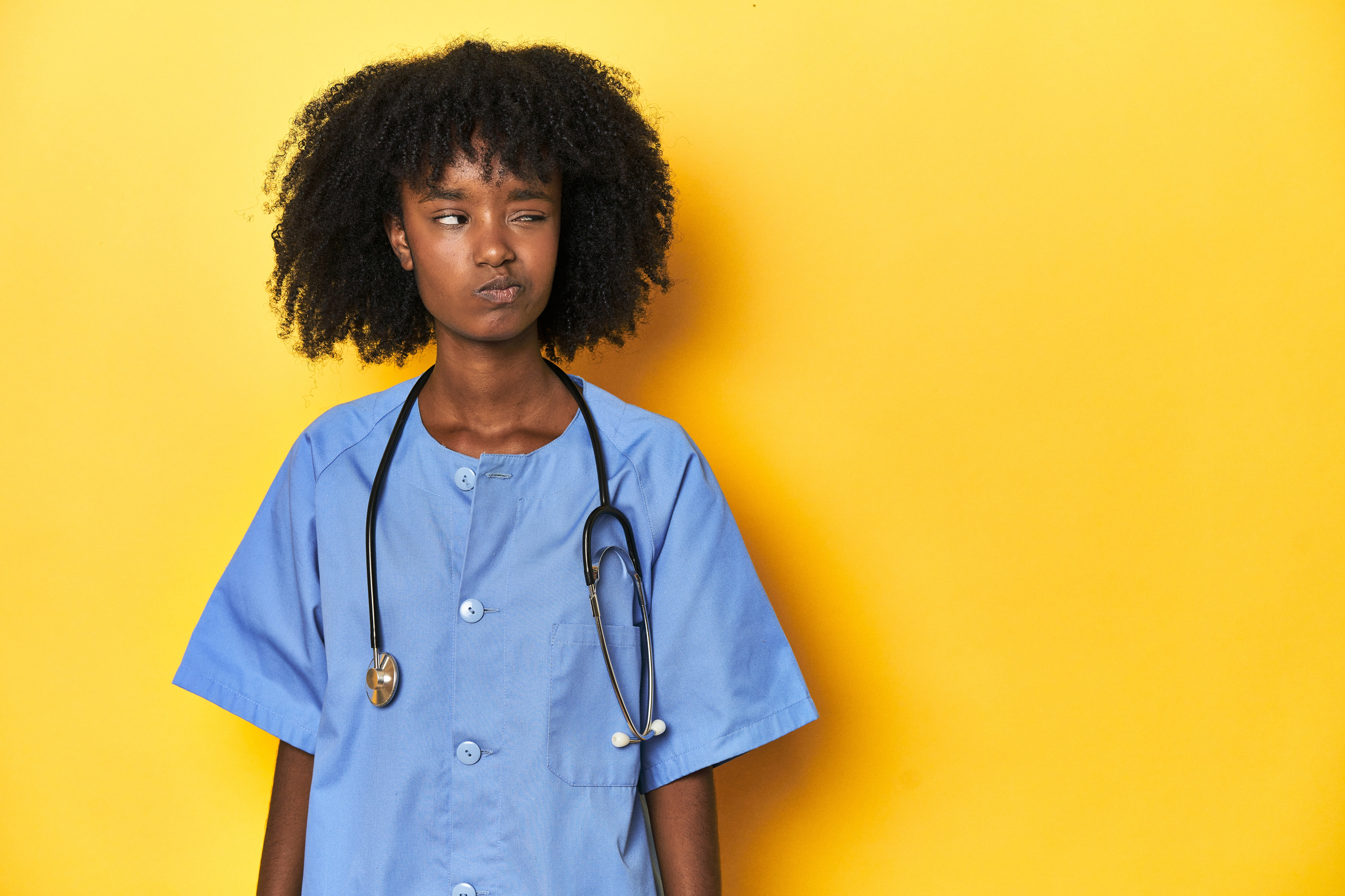 I have a clinical background and want to become a CDS; do I need a coding qualification?